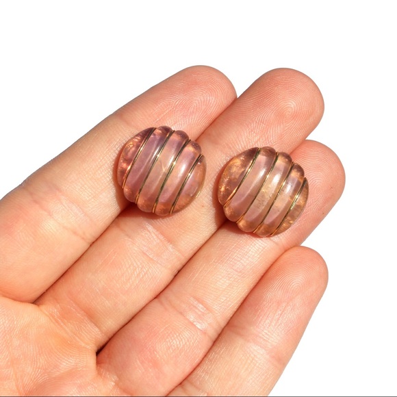 Vintage Crown Trifari Ribbed Lucite Stud Earrings Pink Purple Studs 1960s Rare - Picture 5 of 5